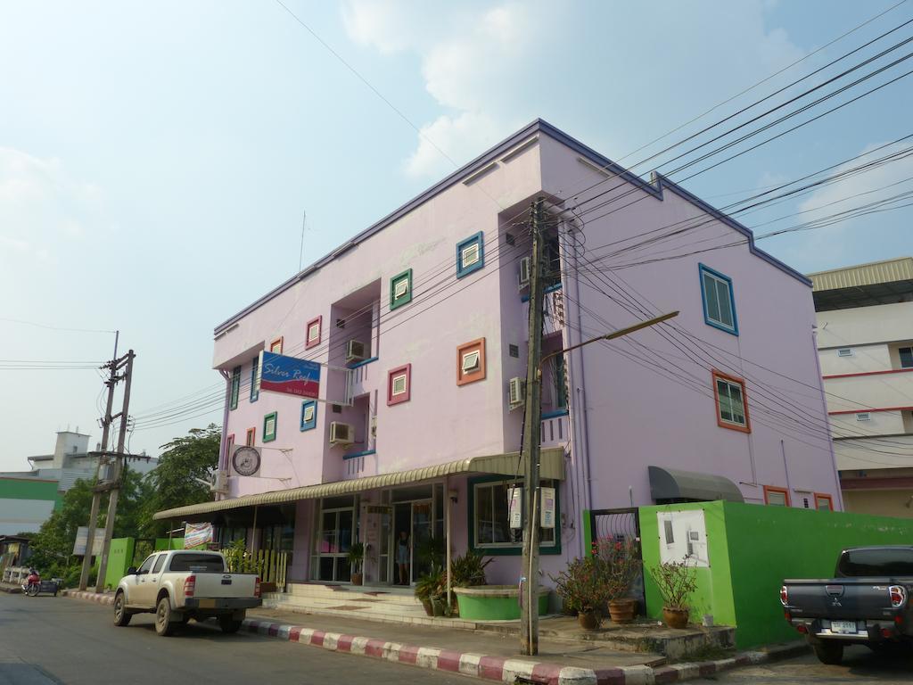 ซิลเวอร์ ลีฟ Hotel อุดรธานี ภายนอก รูปภาพ