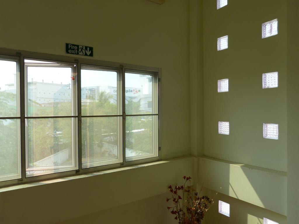 ซิลเวอร์ ลีฟ Hotel อุดรธานี ภายนอก รูปภาพ